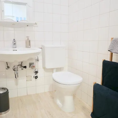 Center-apartment Between Uni & Hospital 아파트