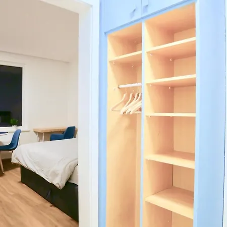 アパート Center-apartment Between Uni & Hospital *